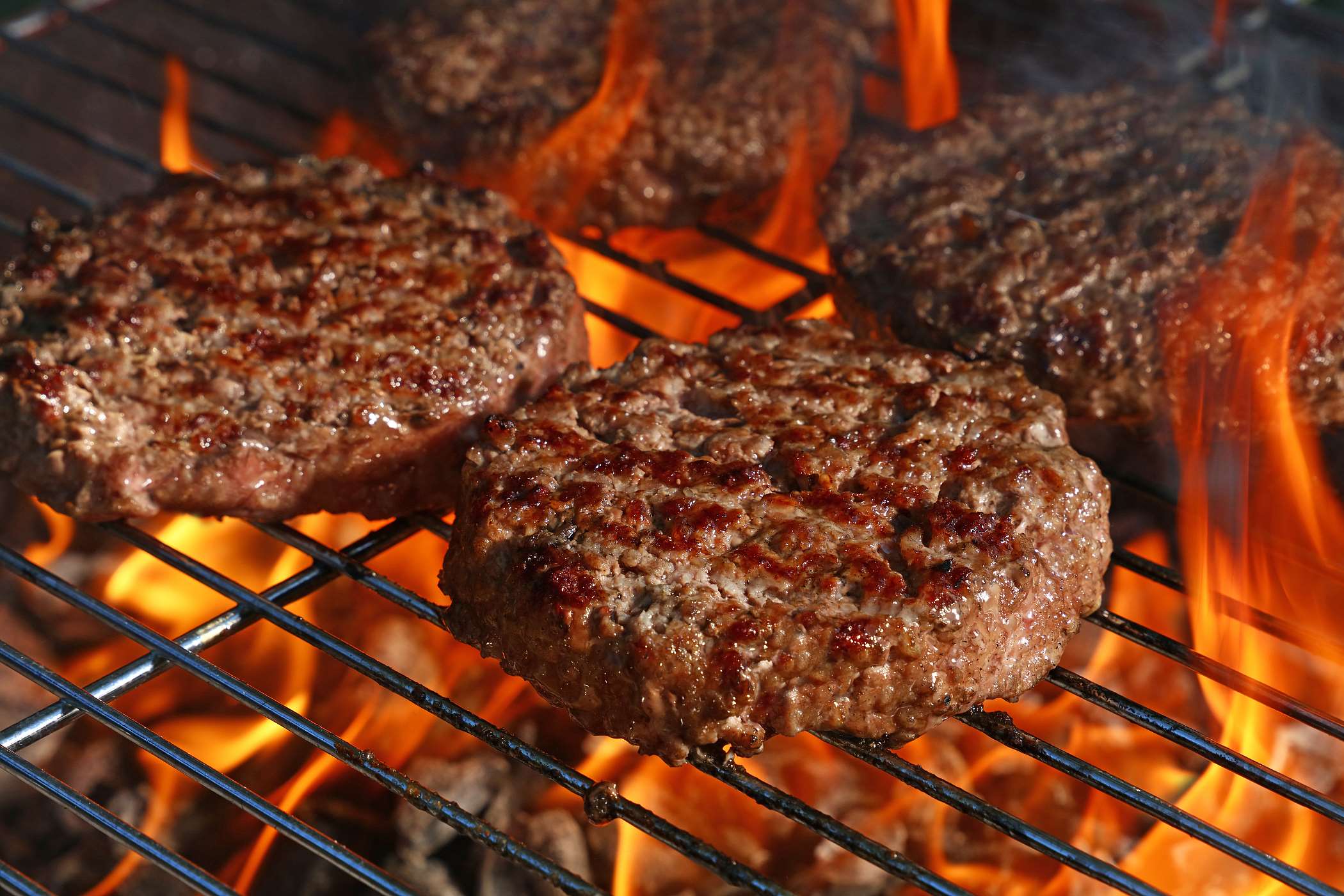 Mięso na burgery przepis na FajneGotowanie pl