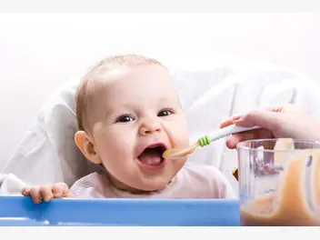 Ilustracja artykułu na czym polega rozszerzanie diety niemowląt? wyjaśniamy krok po kroku