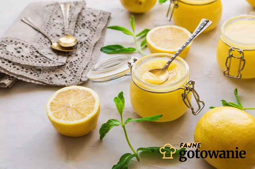 Lemon curd w słoiku