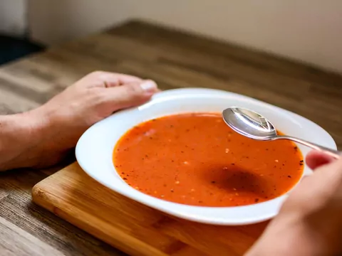 Najlepsze dodatki do zupy pomidorowej