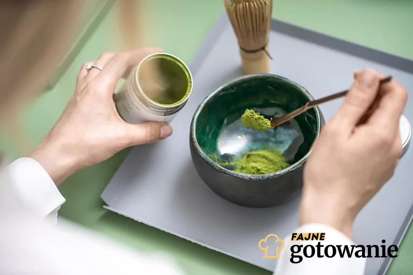 Dla jednych najlepszym wyborem będzie matcha, dla innych herbata lub napar ziołowy Sproszkowana matcha