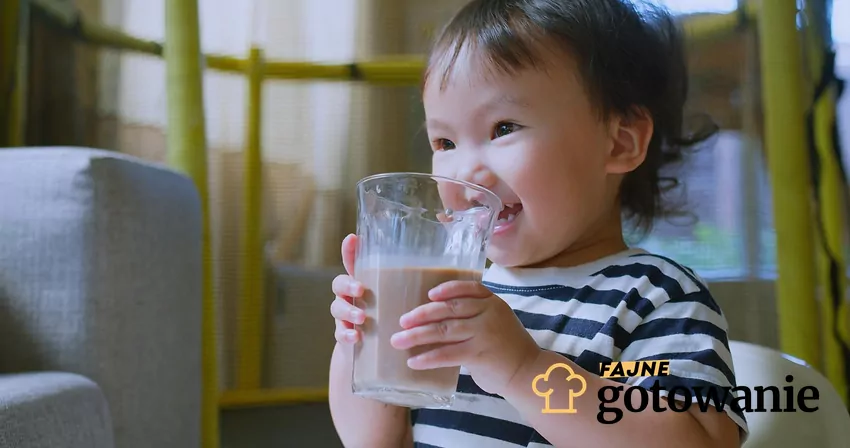 Takie kakao ma bardzo dużo cukru, a niewiele samego kakao Dziecko pije kakao