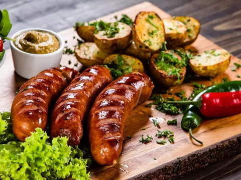 Ranking kiełbas na grilla z Biedronki