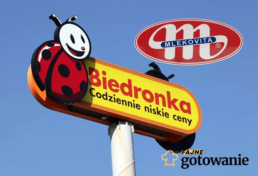 Współpraca Biedronki i Mlekovity trwa ćwierćwiecze Logo Biedronki i Mlekovity na tle nieba