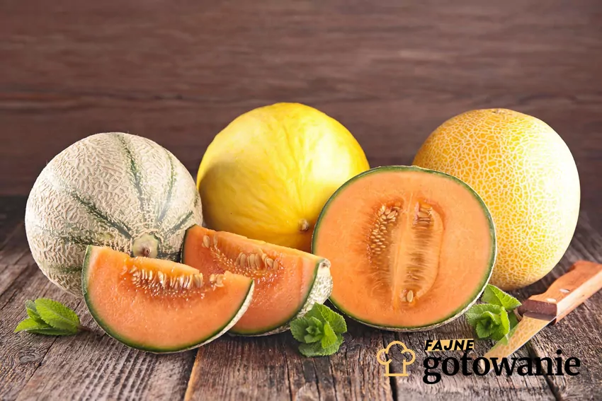 By zjeść melona należy usunąć skórkę oraz pestki Różne rodzaje melona