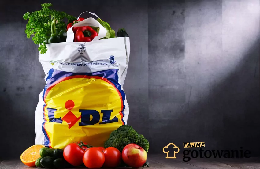 W Lidlu zakupić można wiele produktów spożywczych i nie tylko Siatka z zakupami z Lidla