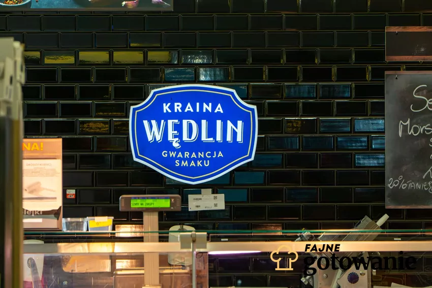 Szyld Krainy Wędlin