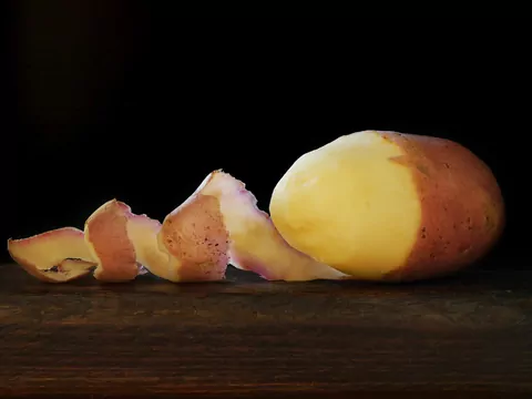 Ciemnienie obranych ziemniaków