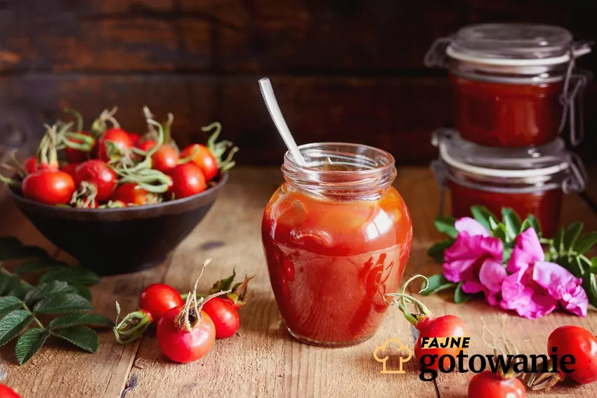 Przetwory z dzikiej róży