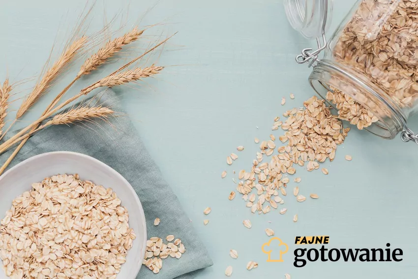 Panierka z płatków owsianych to prosty, tani i efektowny sposób na urozmaicenie klasycznych dań Płatki owsiane w słoiku