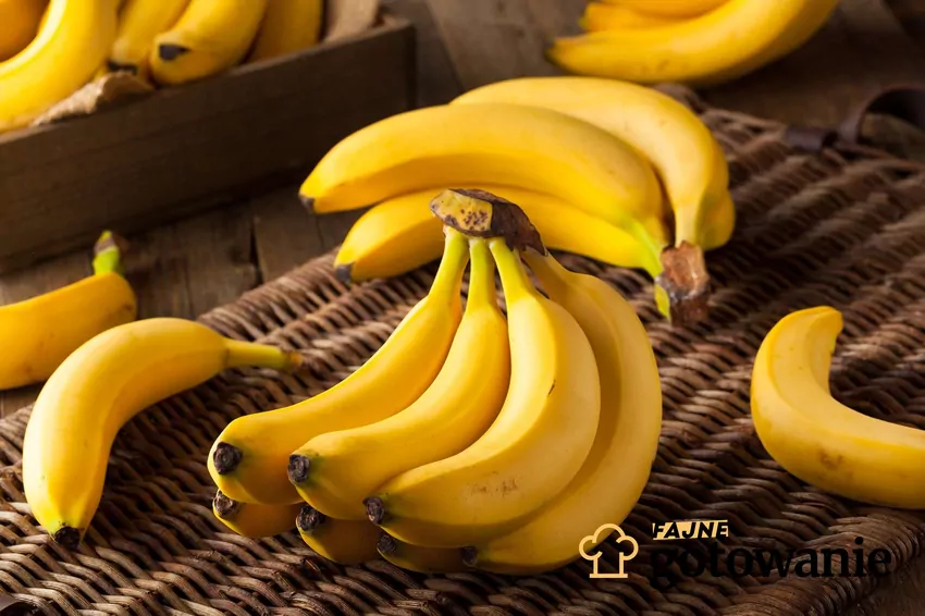 Banany na koszyku
