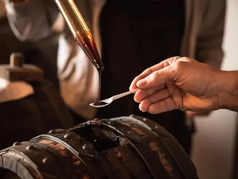 Ocet balsamiczny, znany jako „czarne złoto”