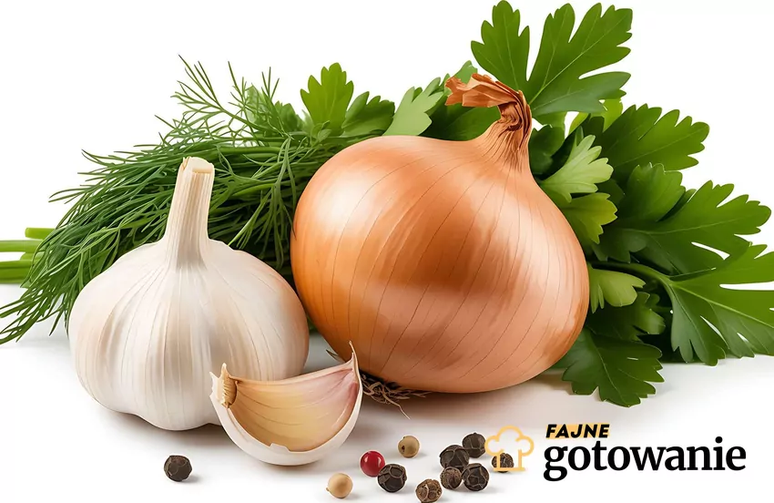 Cebula, czosnek i zioła na białym tle