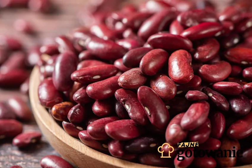 Świetnym rozwiązaniem jest m.in. gotowanie fasoli razem z warzywami Czerwona fasola