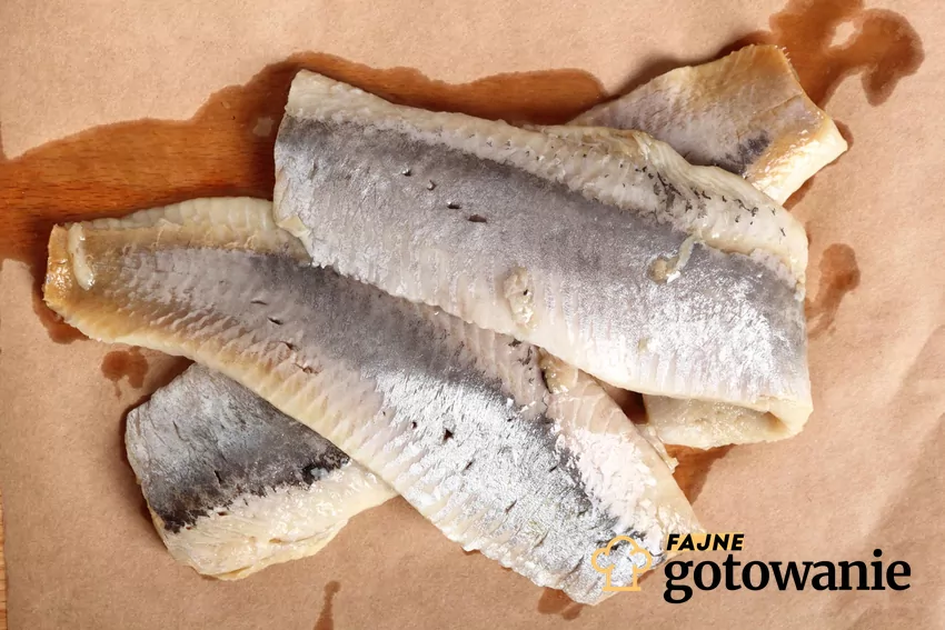 Filety śledziowe z bliska