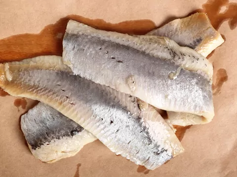 Sposób na moczenie śledzi