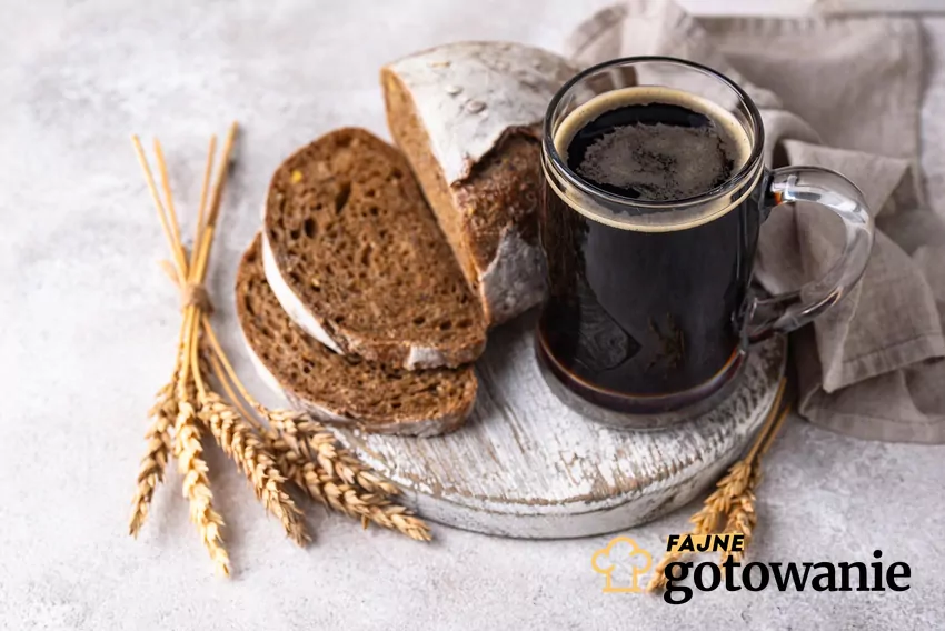 Kwas chlebowy w szklance