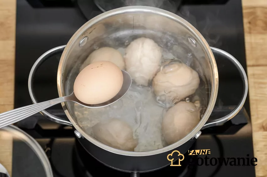 Jajka gotowane w wodzie