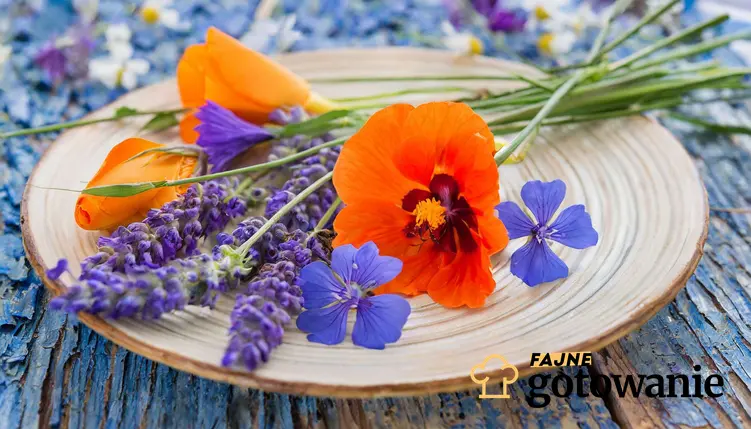 Jadalne kwiaty idealnie ubarwią twój talerz i poprawią smak dania
