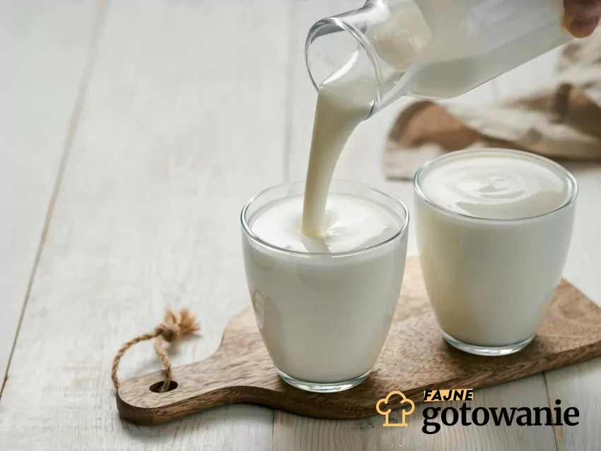 Kefir w dwóch szklaneczkach, a także dieta kefirowa i jej opis oraz działania i wskazania do stosowania