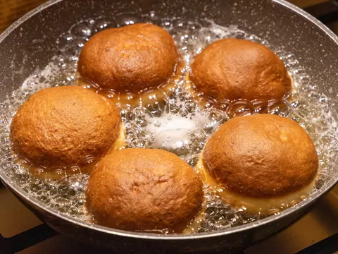 Domowe pączki z piekarnika