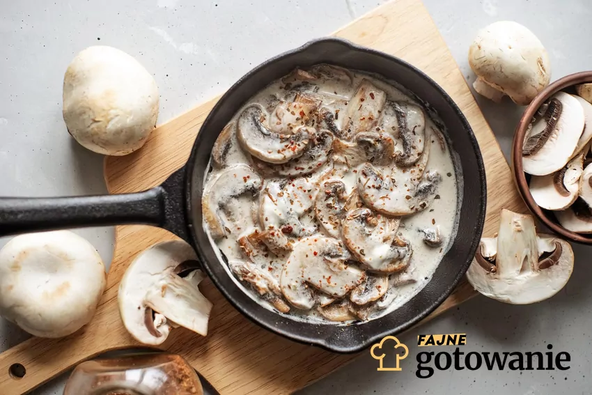 Sos pieczarkowy