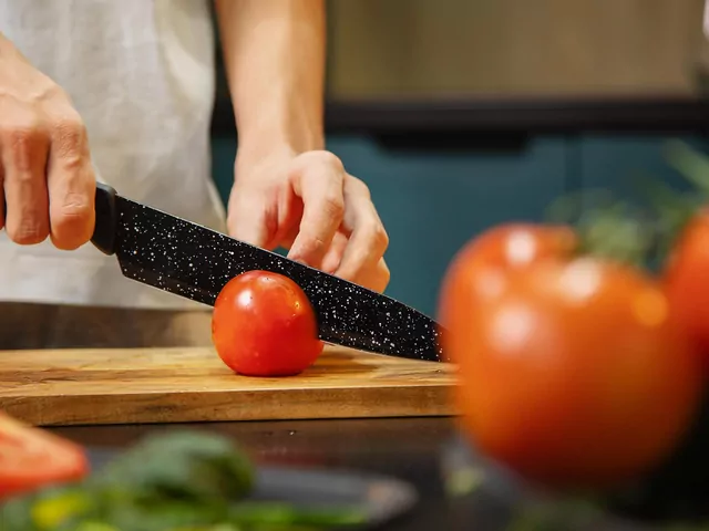 Prawidłowe krojenie pomidowa