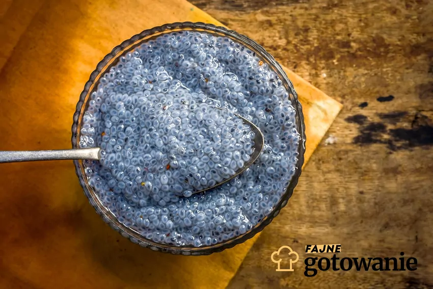 Pudding z nasion słodkiej bazylii