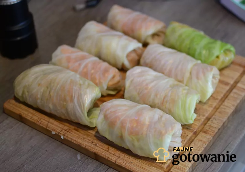 Nowoczesny sposób potrafi skutecznie ułatwić przygotowanie potrawy Pozwijane gołąbki