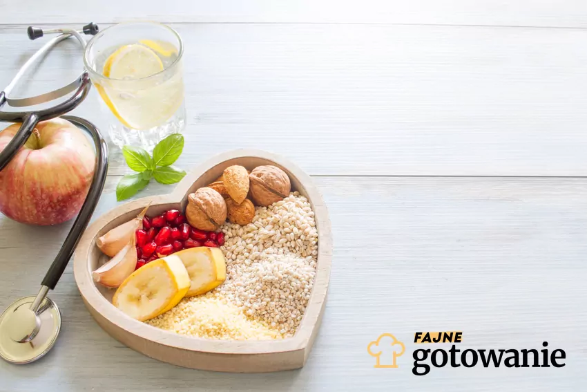 Produkty zalecane na diecie na łuszczycę, a także dieta przy łuszczycy i jej zasady oraz skuteczność i przykładowe jadłospisy