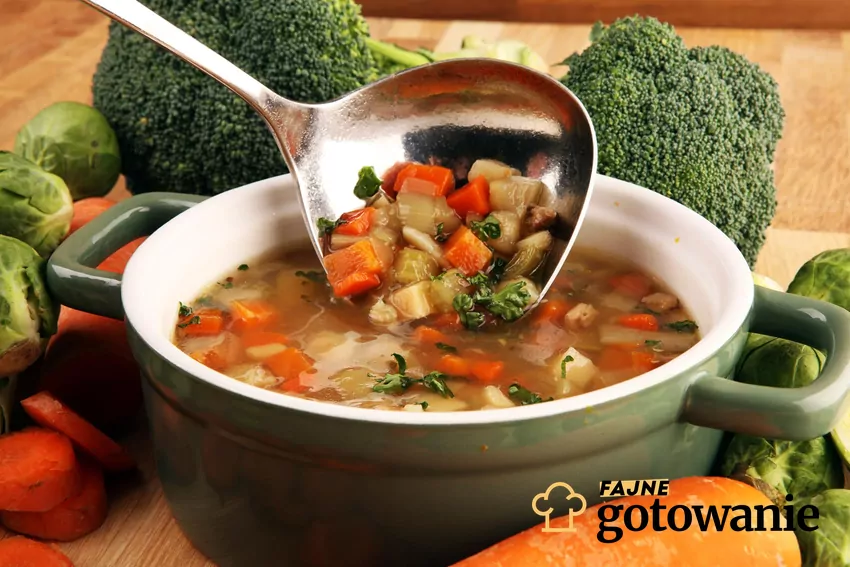 Zupa w garnku