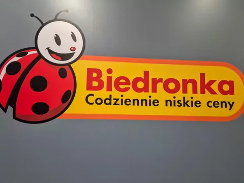 Promocja na kosmetyki w Biedronce