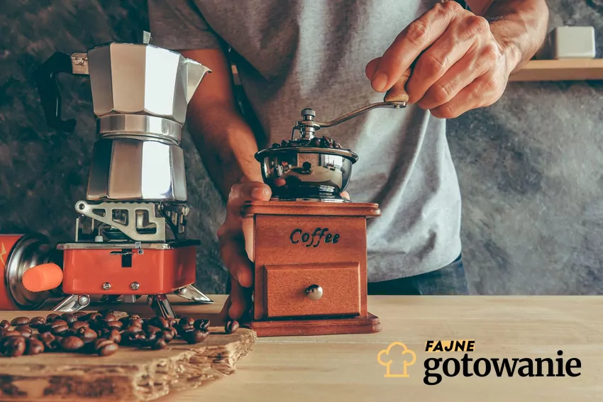 Ręczny młynek do kawy