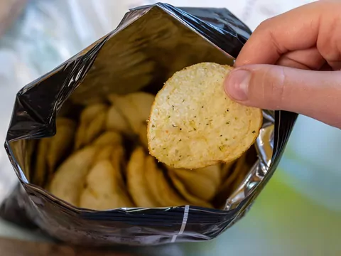 Powietrze w paczce chipsów