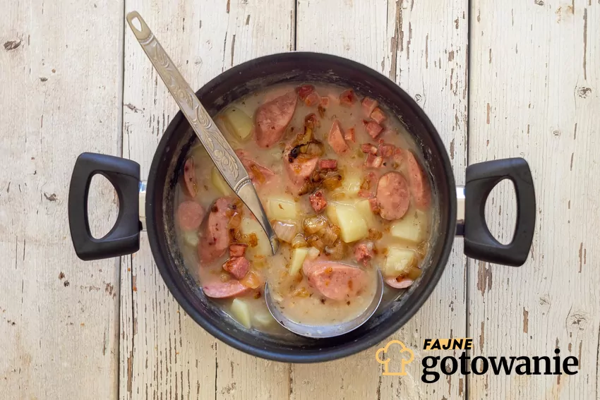 Żurek często smakuje najlepiej po jednym lub dwóch dniach od przygotowania Polski żurek