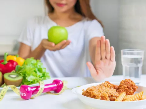 Dieta 1300 kcal: zasady i menu