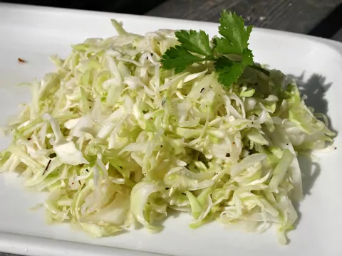 Niemiecki sos do surówki