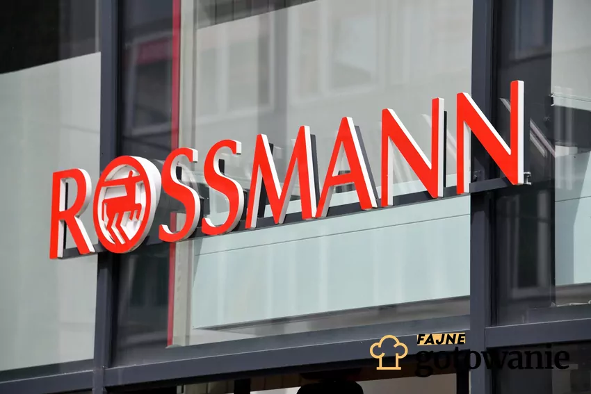 Promocja na kultowy zapach w Rossmannie