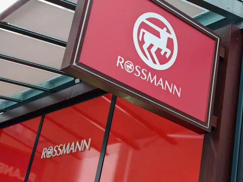 Promocja na kultowy zapach w Rossmannie
