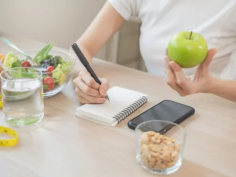 Dieta 800 kcal: opis i porady