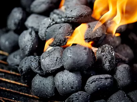 Błędy przy grillowaniu do uniknięcia