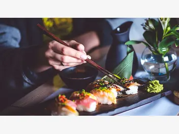 Ilustracja artykułu klasyki kuchni japońskiej - nie tylko sushi!