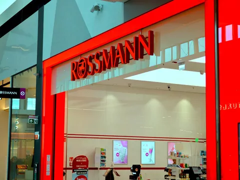 Promocja na płatki do twarzy w Rossmannie