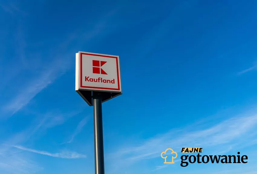 Długi baner Kaufland