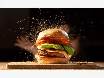 Ilustracja artykułu smaczne i szybkie burgery domowe - każdy znajdzie coś dla siebie