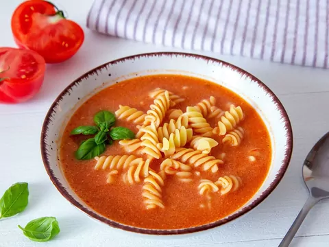 Te składniki dodaj do zupy zamiast śmietany