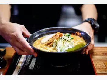 Ilustracja artykułu przepisy na ramen smaczniejszy niż w restauracji! poradzi sobie z nimi każdy, nawet amator