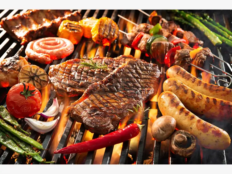 Ilustracja: Potrawy na grilla - przedstawiamy zbiór najlepszych dań na grilla