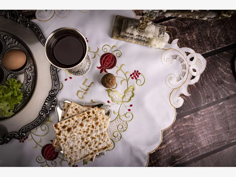Ilustracja: Kuchnia żydowska - charakterystyka, tradycyjne potrawy, przepisy, ciekawostki
