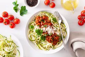 Ilustracja przepisu na: tagliatelle z cukinii